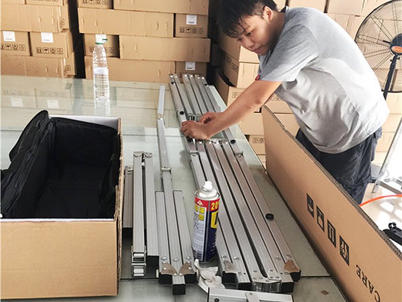 XY Screens 80-170 Inch Motorized Projection Screen for Home Theater EC2 Standard motorized series image7